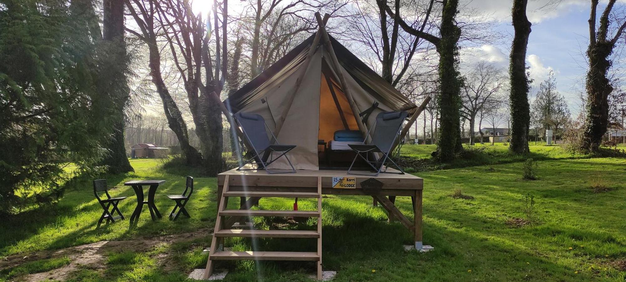 Camping Le Val Aux Fees - Broceliande Concoret Bagian luar foto