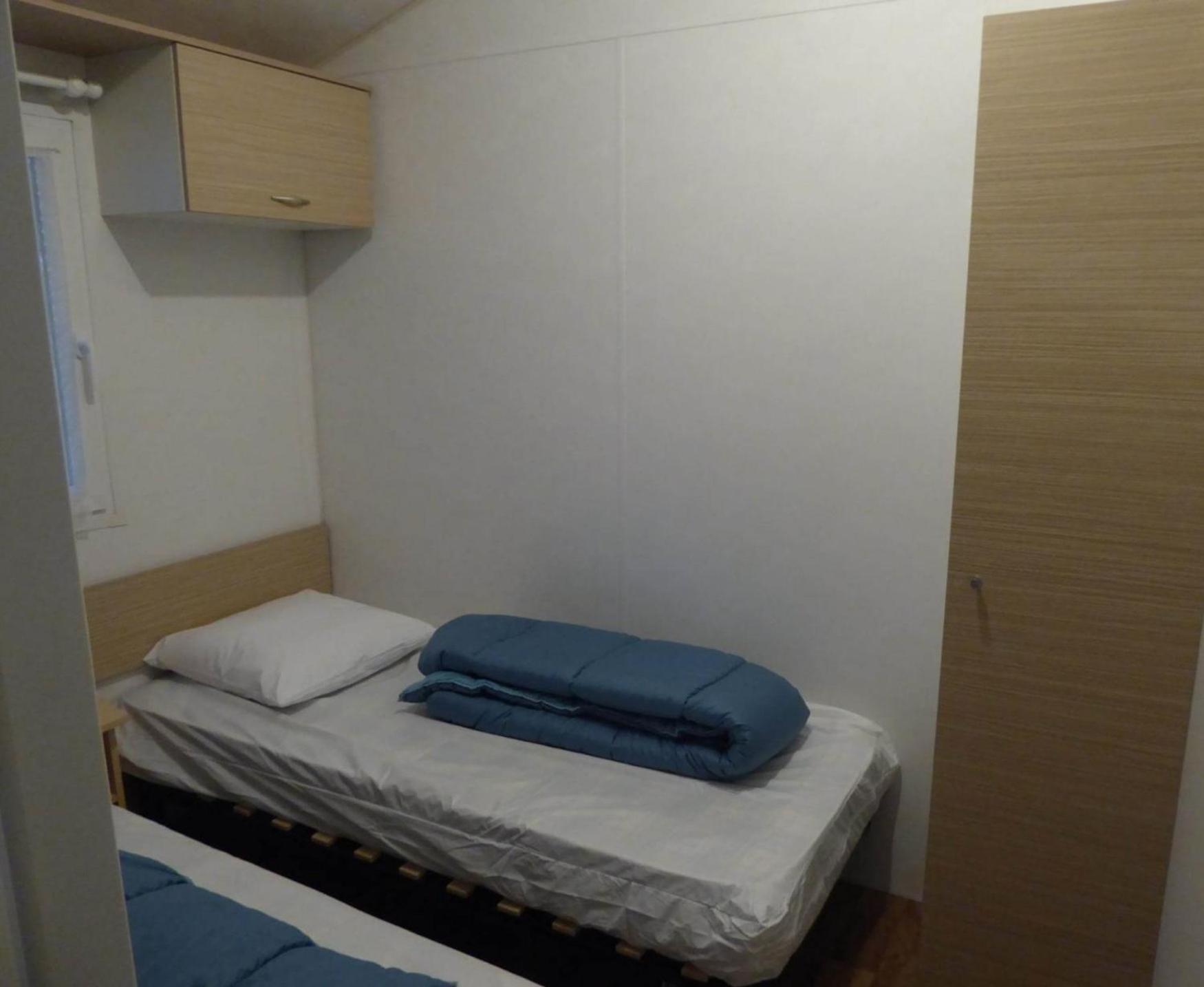 Camping Le Val Aux Fees - Broceliande Concoret Bagian luar foto