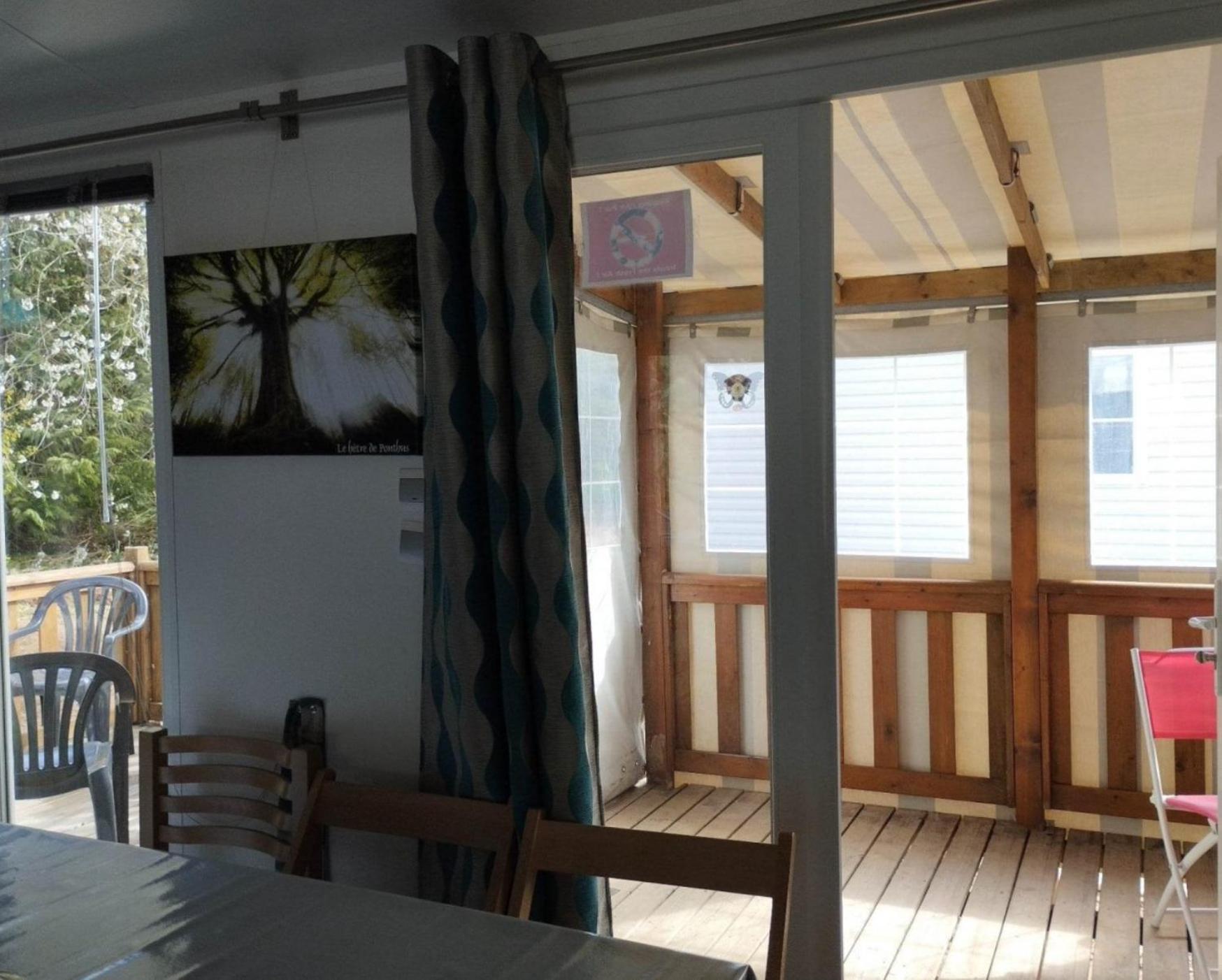 Camping Le Val Aux Fees - Broceliande Concoret Bagian luar foto