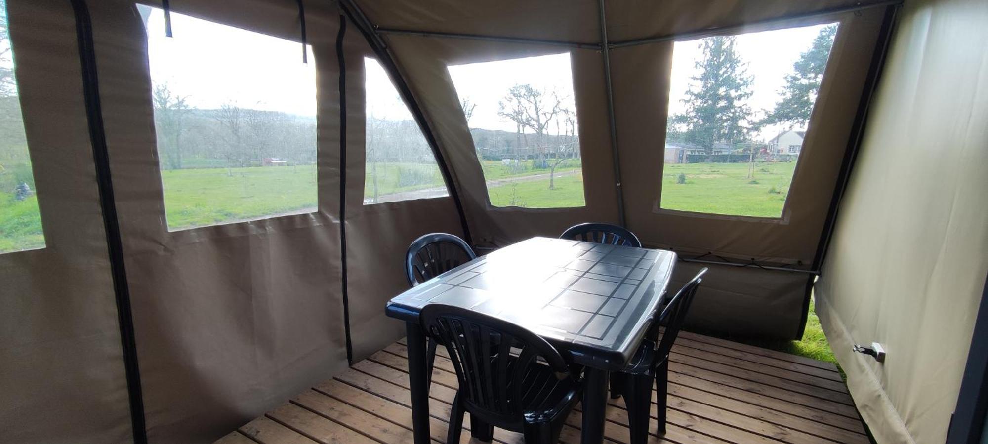 Camping Le Val Aux Fees - Broceliande Concoret Bagian luar foto