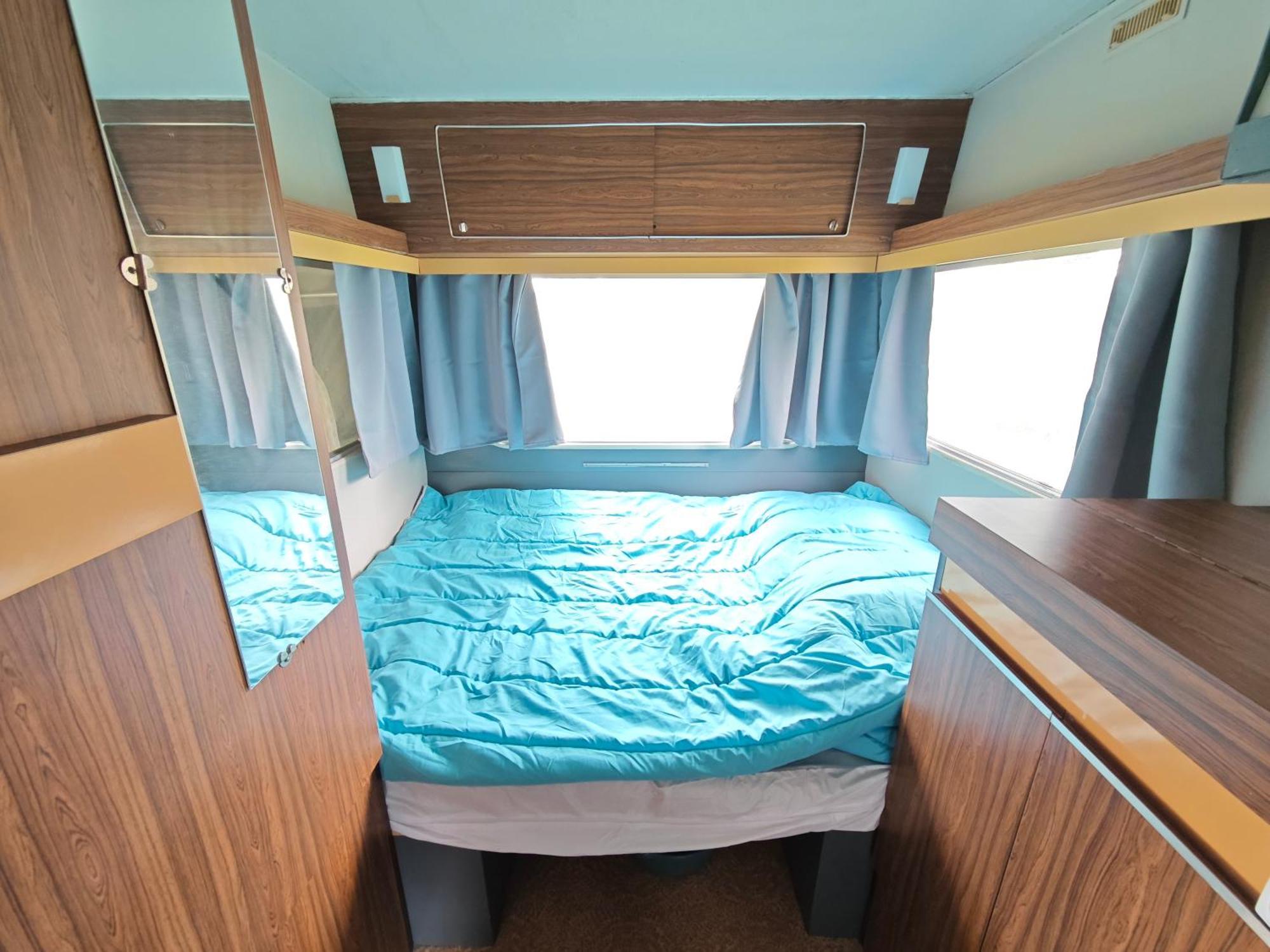 Camping Le Val Aux Fees - Broceliande Concoret Bagian luar foto